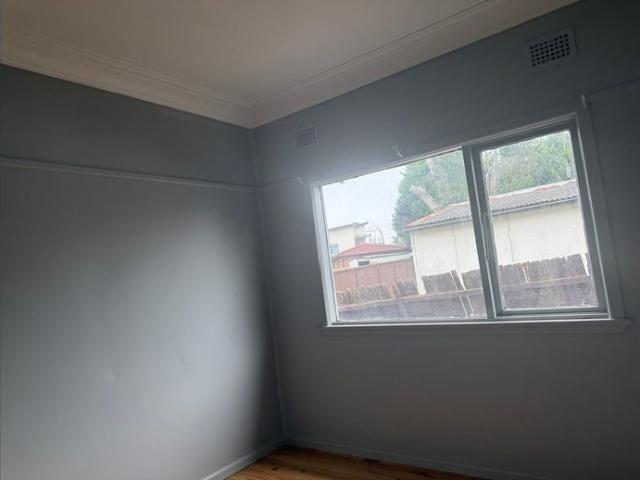 House for Rent/ Next to Macquarie Field Station