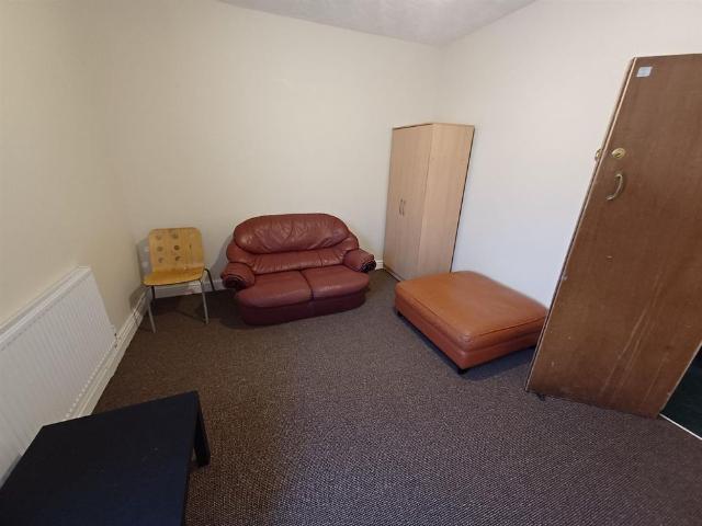 House For Rent Queen Street, Pontypridd