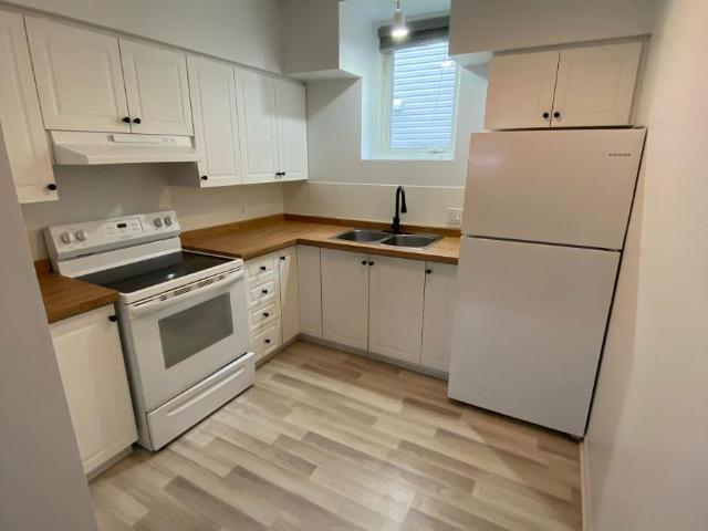 House For Rent Russell ON 1850 ES103798590