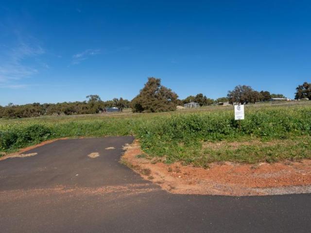 House Ginginup, WA 104713109