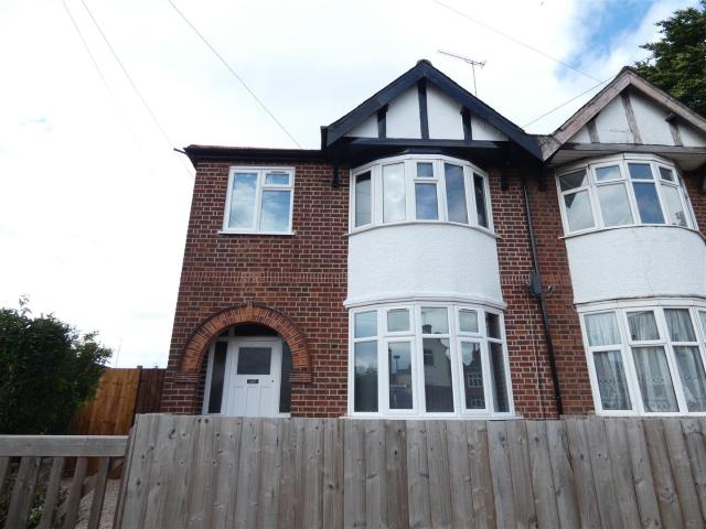 house Glenfield Road Leicester, LE3