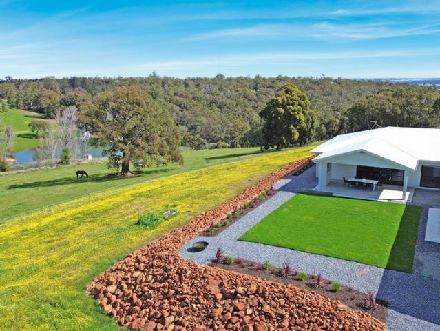 House + Granny Flat on 2.5 Acres