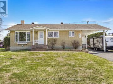 House Hawkesbury ON 101688226
