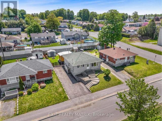 House Hawkesbury ON 105135833