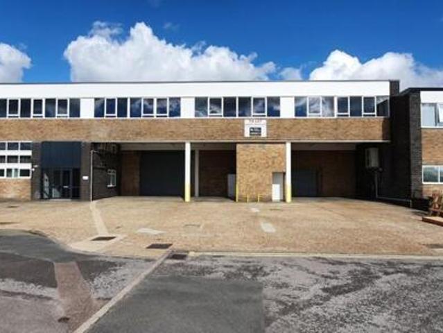 House Hedge End Hampshire 103485649