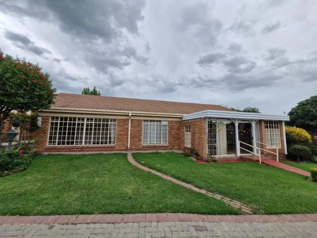 house in 43 Paul van Gent Street, Residentia 43, Panorama, Bethlehem, Free State
