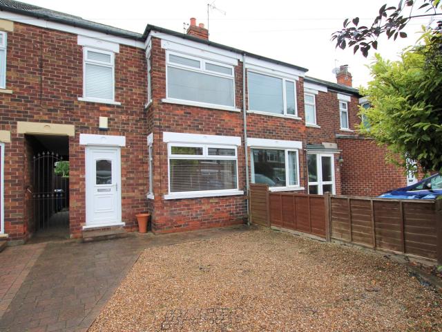 house in 44 Brockenhurst Avenue, Cottingham, HU16 4PD
