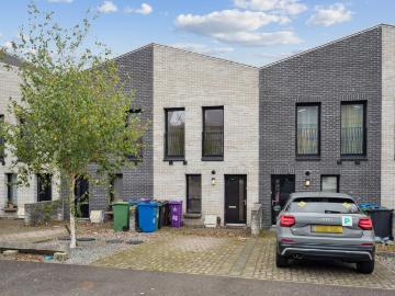 house in 49 Whitelaw Street, Maryhill, G20 0DG