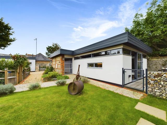 house in 54A Church Road, Worthing, BN13