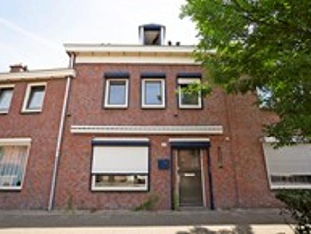 house in 114, Korhoenstraat, 5022 BK Tilburg
