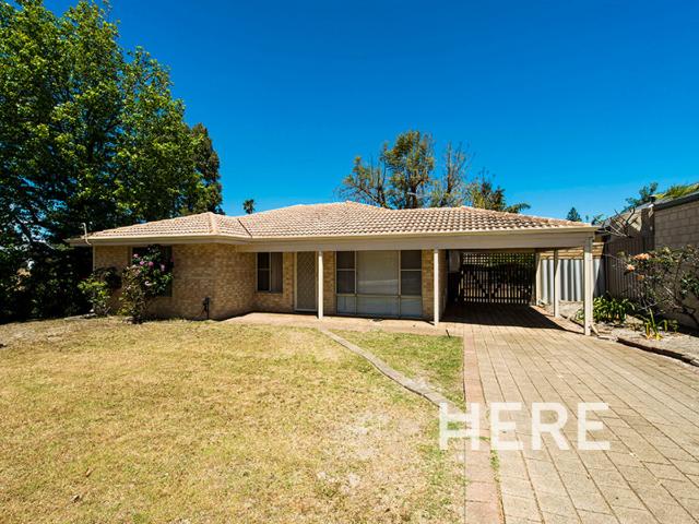 House in 125 Mars Street, CARLISLE WA 6101