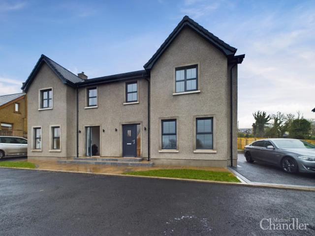 house in 12 The Cottages Upper Springfield Road, Hannahstown, Belfast, BT17 0NB
