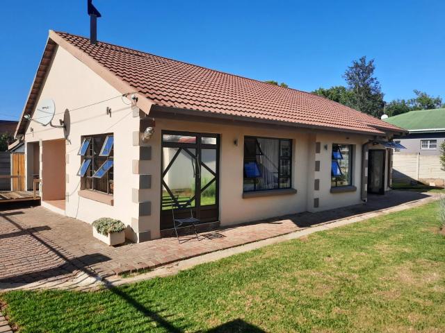 house in 17 van Raalte Street, Eureka, Bethlehem, Free State