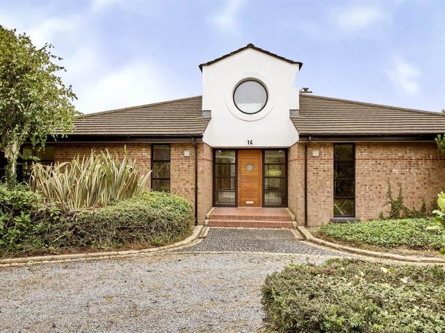 house in 14 Stockbridge Park, DONAGHADEE, BT21 0QH