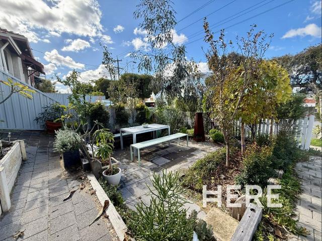 House in 165 Loftus Street, Leederville WA 6007
