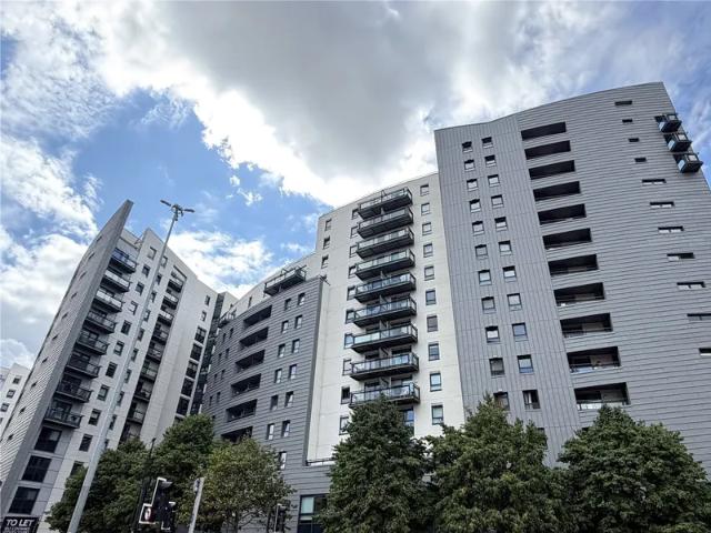house in Gateway East, Marsh Lane, LS9