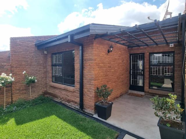 house in 32 President Burger Street, La Montagne 24, Bethlehem Central, Bethlehem, Free State