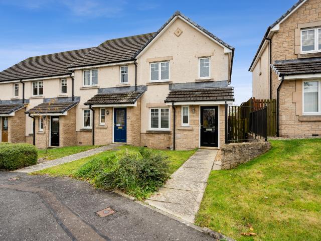 house in 38 Craiglea, Causewayhead, Stirling, FK9 5EE
