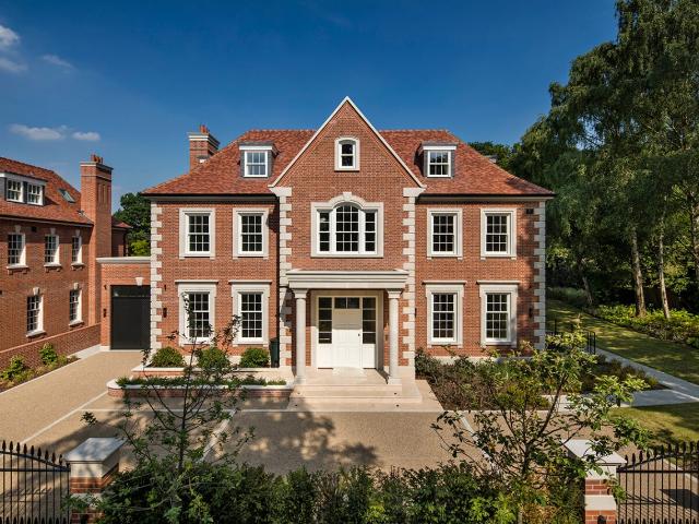house in The Bishops Avenue Kenwood N2