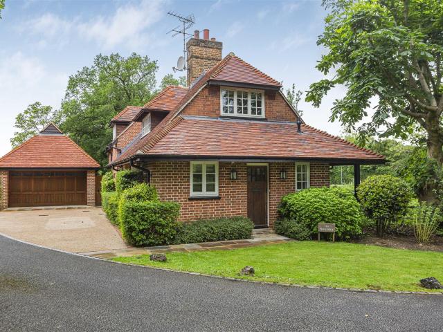 house in Totteridge Common, London