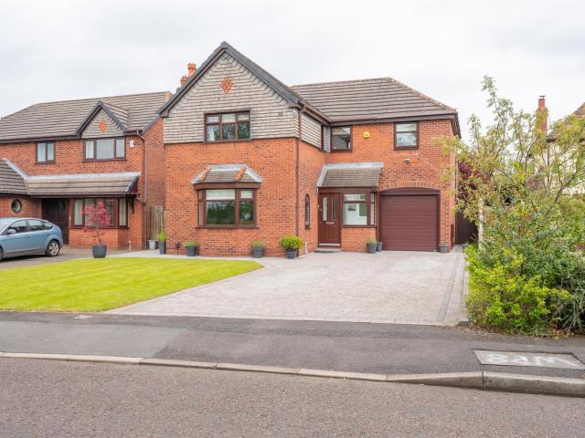 house in Tudor Close, Rainford