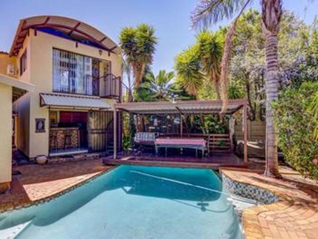 House in Van Riebeeck Park