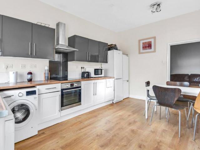 house in Victoria Park, Fishponds, Bristol