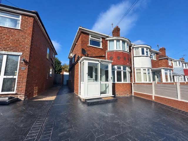 house in Waddington Avenue Great Barr, B43 5JF