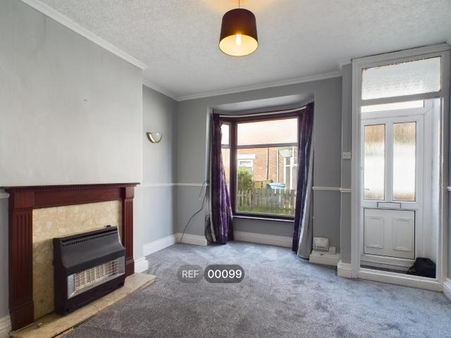 house in Wenlock Terrace, Rosenberg Street, HU9 2PU