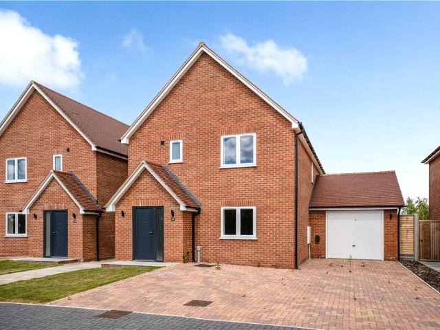 house in Weston Road, Bretforton, Evesham, Worcestershire, WR11 7HW