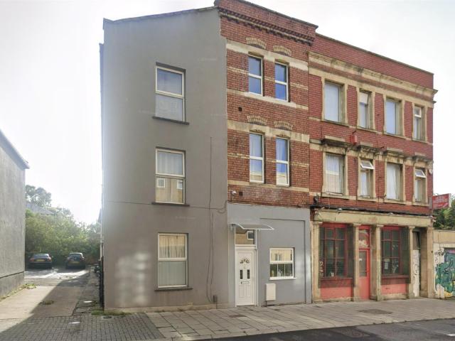 house in Whitehouse Street, Bristol