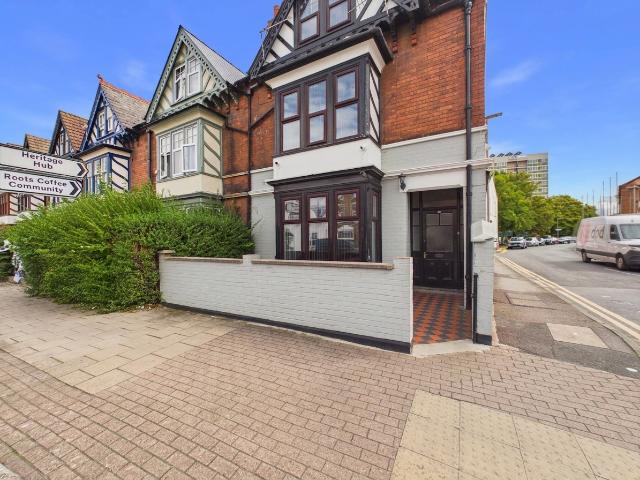 house in Worcester Street, Gloucester, GL1