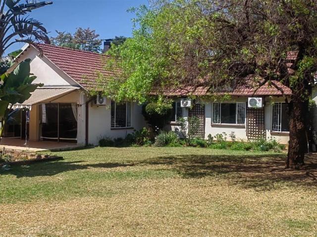 HOUSE IN A SAFE GATED AREA FOR RENTAL