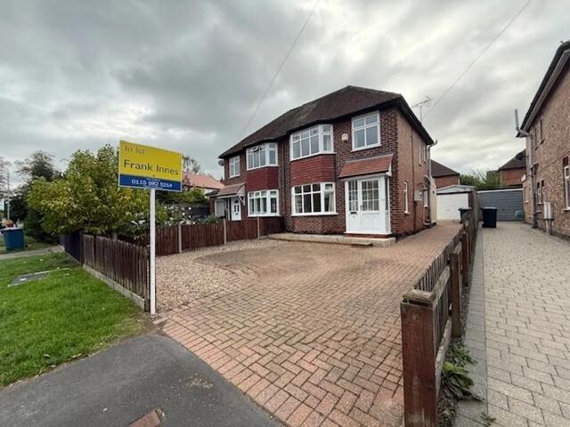 house in Ashworth Avenue, Ruddington