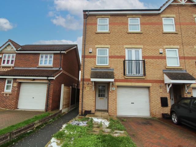 house in Armthorpe, Doncaster DN3 2FR