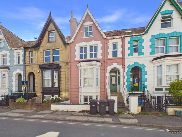 house in Arthur Street, Gloucester, GL1