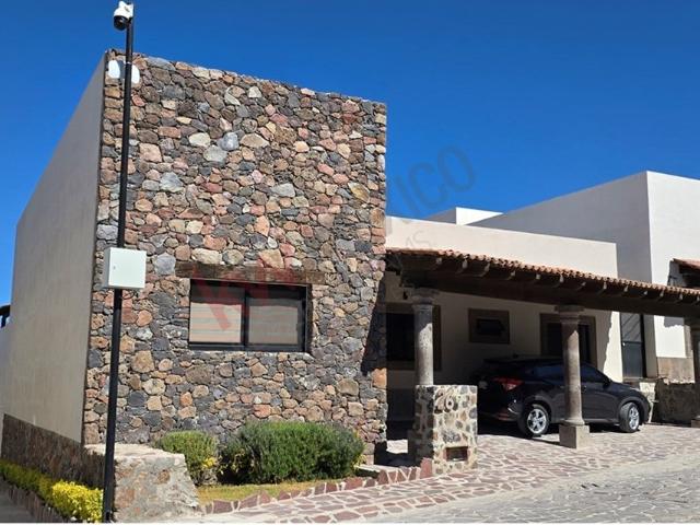 house in Avenida Fray Juan de San Miguel, Fracc Villa de los Frailes, 37790 Los Frailes, Gto, México