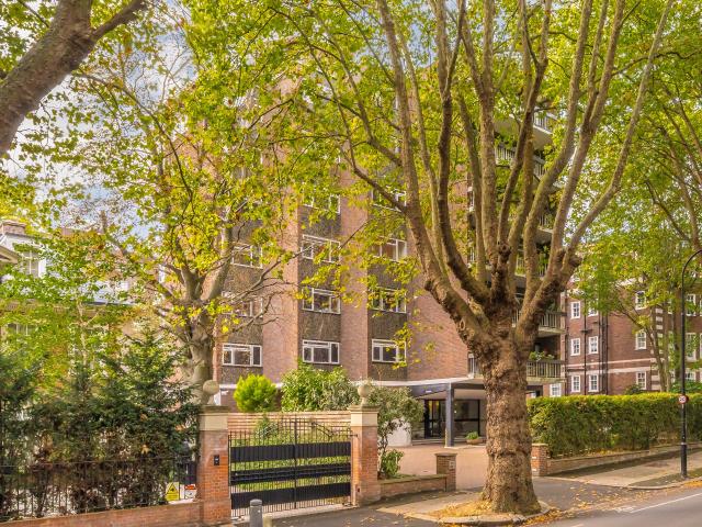 house in Avenue Road, St Johns Wood, NW8