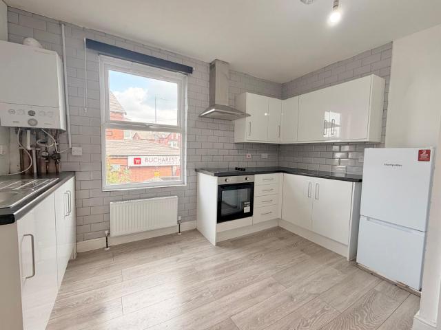 house in Bayswater Grove, LS8 5LN, Leeds