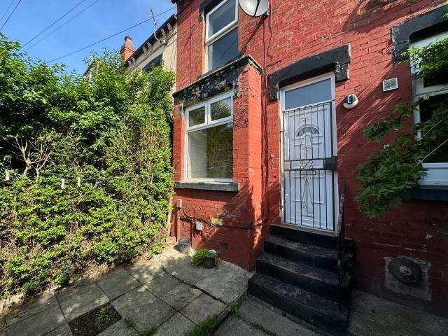 house in Bayswater Road, LS8 5NW, Leeds