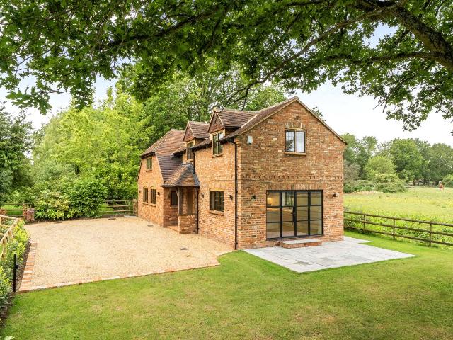 house in Blagrove Lane, Wokingham, RG41
