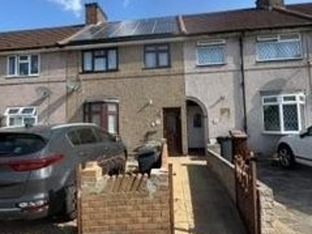 house in Broad Street, Dagenham