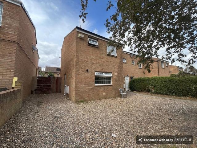house in Bramble Avenue, Conniburrow, MK14