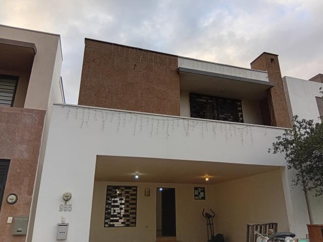 house in Calle Cisne 918, Fraccionamiento Lomas Quetzales, 66035 Mitras Poniente, NL, México