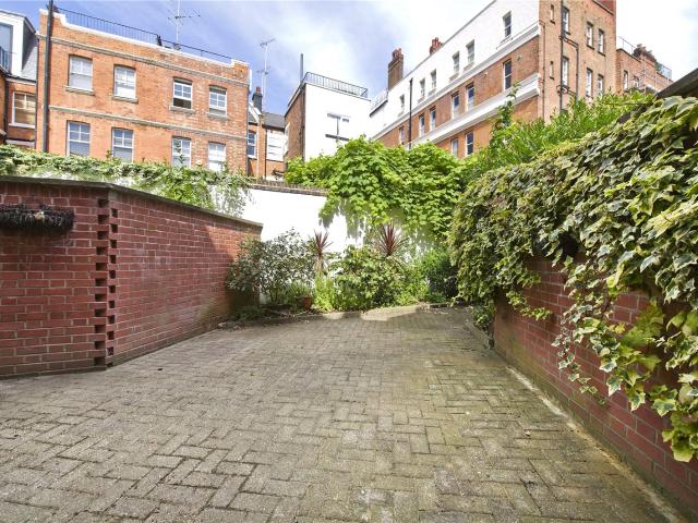 house in Castellain Road,, W9