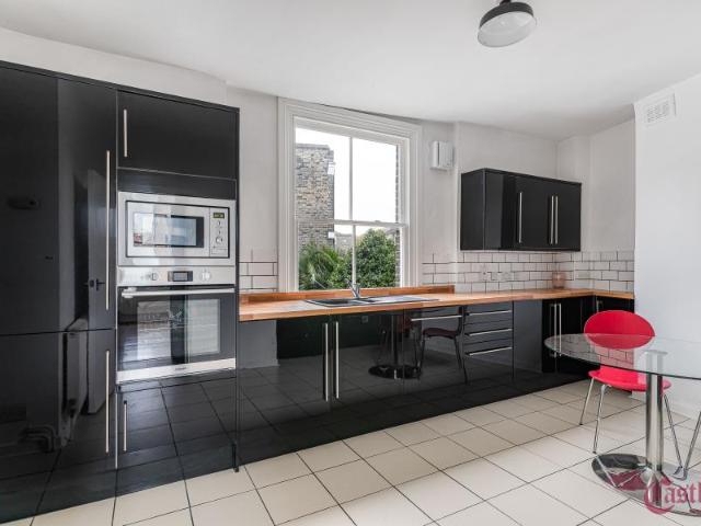 house in Cephas Street, Stepney Green, E1