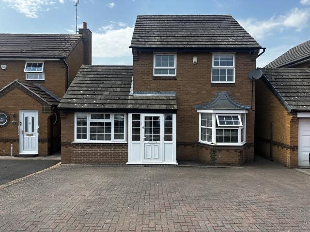 house in Cherrybrook Close LE4 1EH