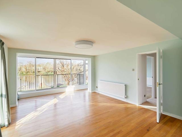 House in Chiswick Staithe, Chiswick, W4