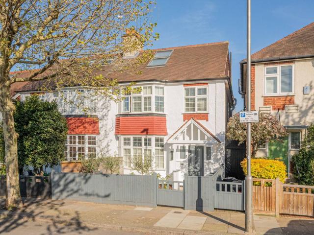 house in Collamore Avenue