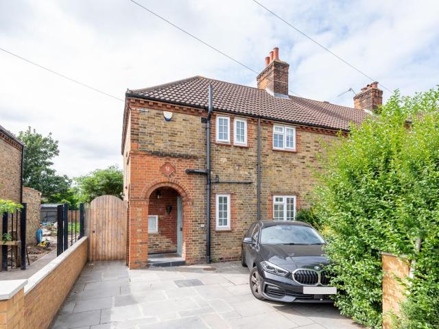 house in Clematis Street